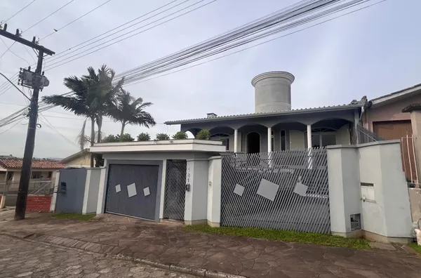 CASA  - JARDIM ELIZABETE - IÇARA