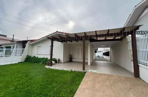 CASA - CENTRO - BALNEÁRIO RINCÃO