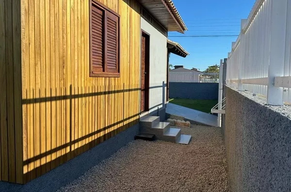 CASA PARA VENDA - ZONA SUL - BALNEÁRIO RINCÃO