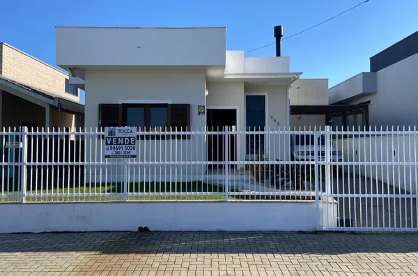CASA PARA VENDA - ZONA NOVA - BALNEÁRIO RINCÃO