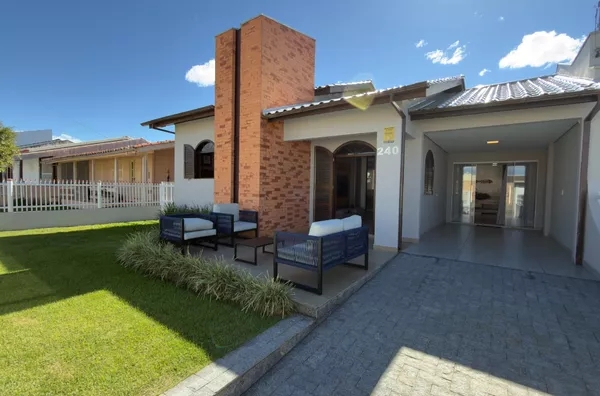 CASA - ZONA SUL - BALNEÁRIO RINCÃO
