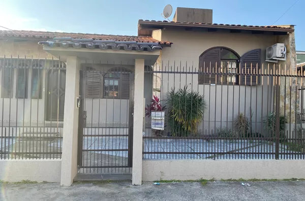 CASA-CENTRO-IÇARA