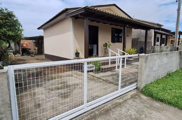 CASA PARA VENDA - ZONA SUL - BALNEÁRIO RINCÃO