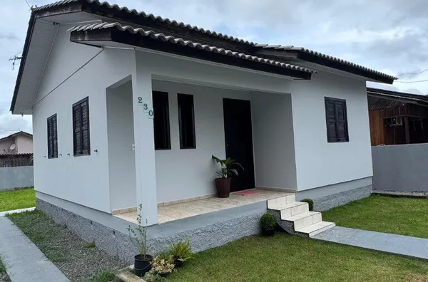 CASA - QUARTA LINHA - CRICIÚIMA
