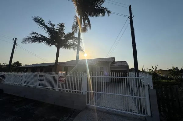 CASA PARA VENDA - ZONA NOVA - BALNEÁRIO RINCÃO