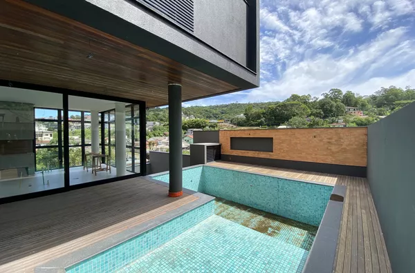CASA ALTO PADRÃO - MINA BRASIL - CRICIUMA