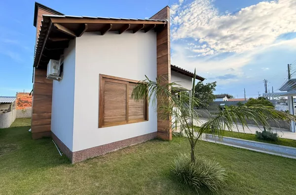 CASA - PEDREIRAS, BALNEÁRIO RINCÃO