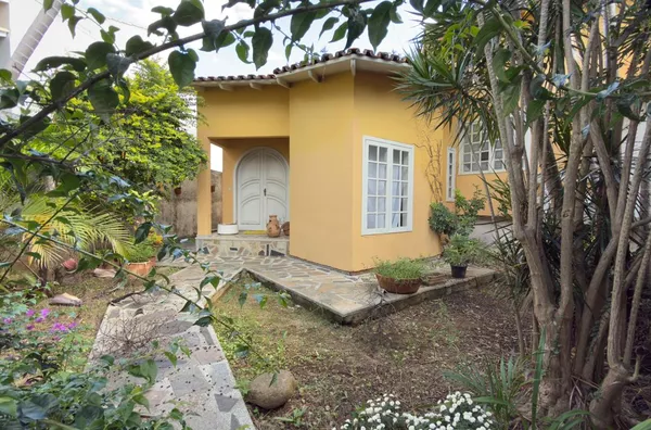 CASA - JARDIM ELIZABETE - IÇARA