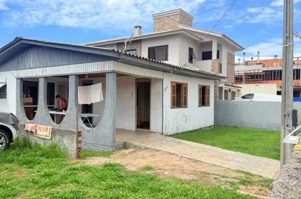 CASA - ZONA SUL- BALNEÁRIO RINCÃO