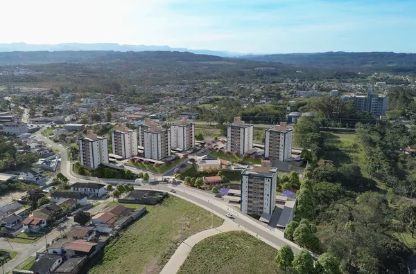 APARTAMENTO - RES. RECANTO DO LAGO - CRICIÚMA