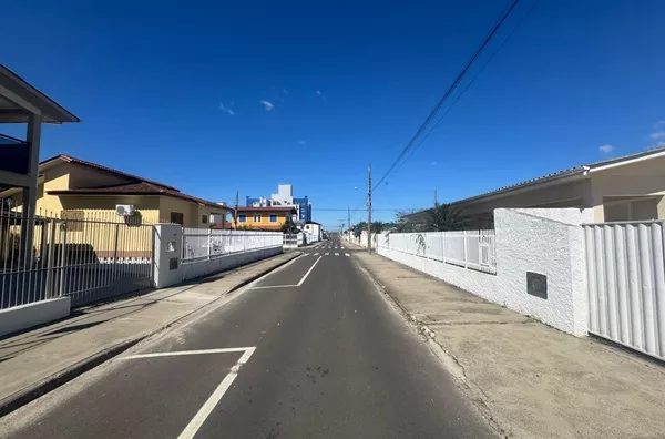 CASA, DOIS PAVIMENTOS, CENTRO - BALNEÁRIO RINCÃO