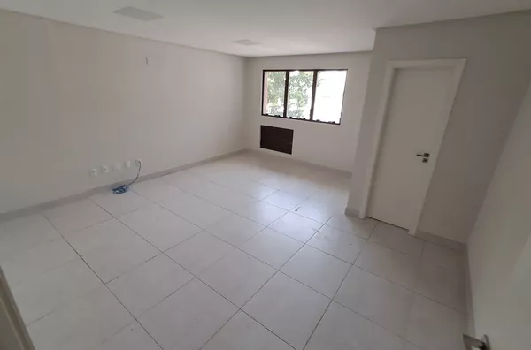 SALA COMERCIAL - ED. PRIME TOWER - CENTRO - CRICIUMA
