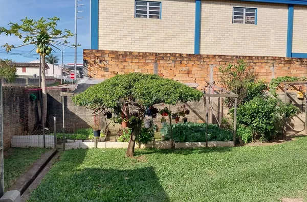 CASA - PRIMEIRO DE MAIO - IÇARA