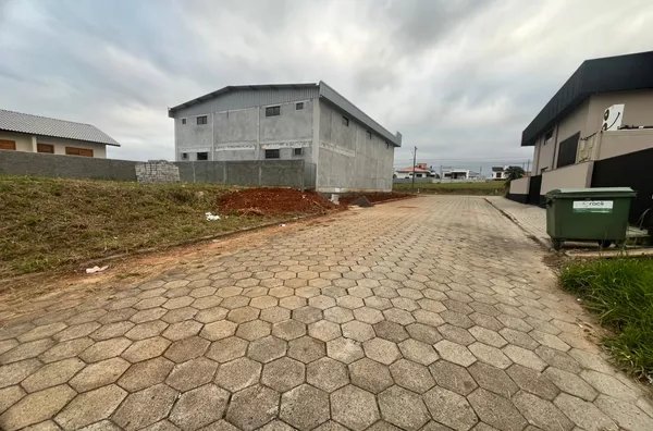 TERRENO - DEMBOSKI - IÇARA