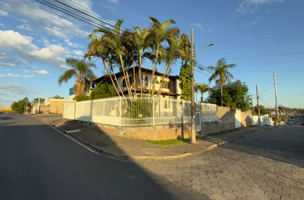CASA - PRIMEIRO DE MAIO - IÇARA