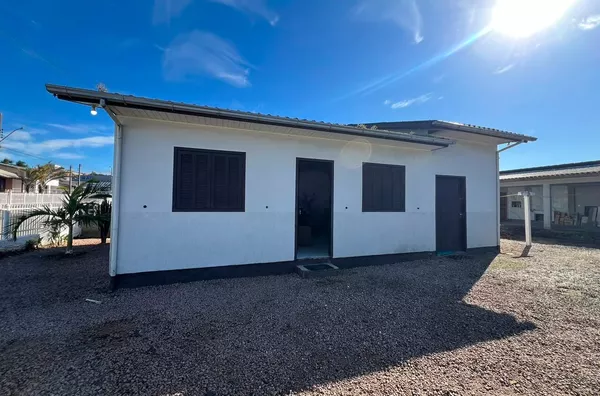 CASA - VILA NOVA - IÇARA
