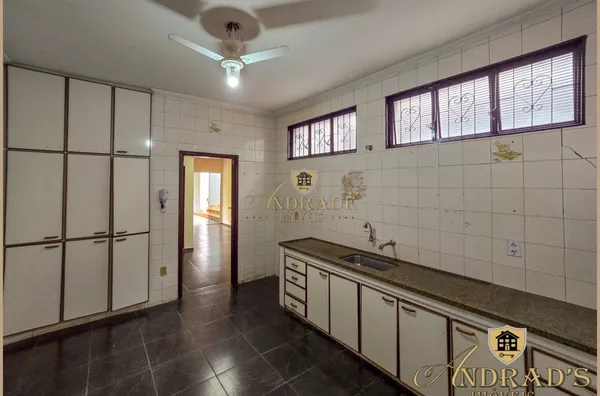 Casa para venda, 3 quarto(s),  Centro, Barretos