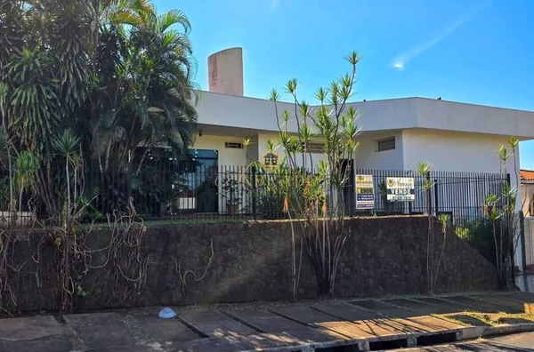 Casa para venda, 3 quarto(s),  Centro, Barretos