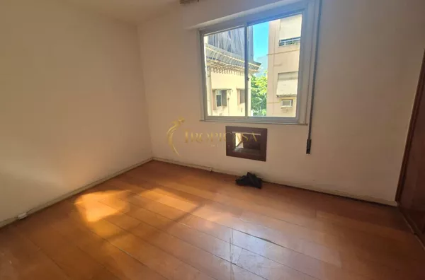 Apartamento à Venda em Copacabana | 2 Quartos, 70m², Vaga na Escritura e Quadra da Praia - Foto 17
