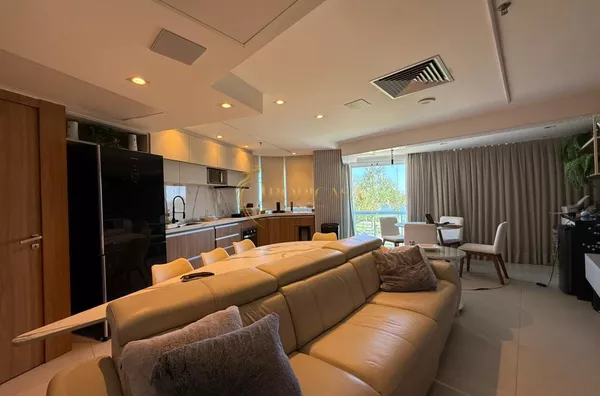 Apartamento Frente Mar à Venda na Barra da Tijuca | 2 Suítes, Mobiliado e Serviço de Hotel