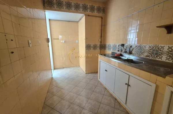 Apartamento à Venda em Copacabana | 2 Quartos, 70m², Vaga na Escritura e Quadra da Praia - Foto 9
