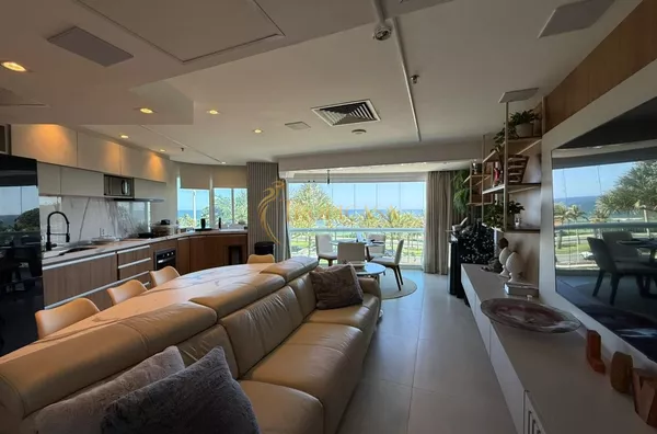Apartamento Frente Mar à Venda na Barra da Tijuca | 2 Suítes, Mobiliado e Serviço de Hotel