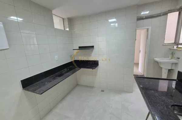 Apartamento à Venda no Leme | 2 Quartos, 70m², Reformado, Vaga e Sol da Manhã - Foto 12