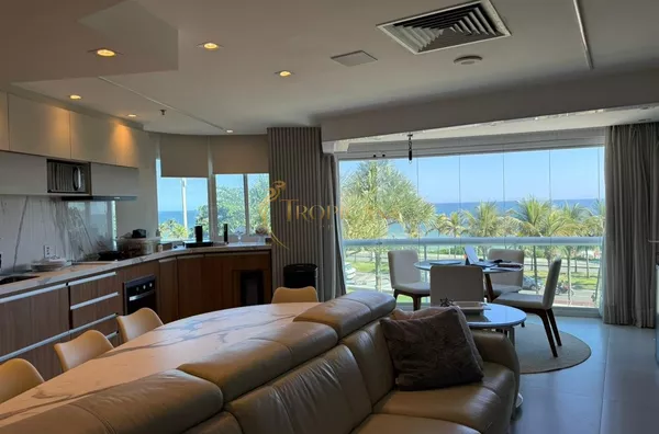 Apartamento Frente Mar à Venda na Barra da Tijuca | 2 Suítes, Mobiliado e Serviço de Hotel