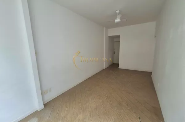 Apartamento à Venda em Copacabana, 1 Quarto, 50m², Sol da Manhã, Próximo à Praia e Metrô - Foto 4