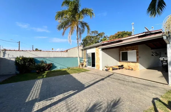 Linda casa a venda, Praia Das Palmeiras, Caraguatatuba