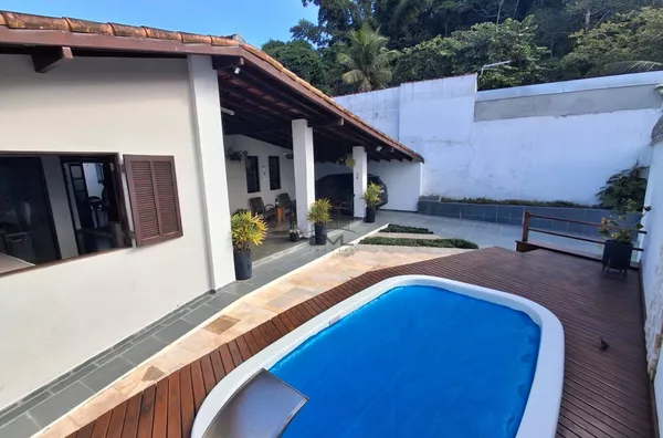 Linda casa na Praia das Toninhas, Ubatuba