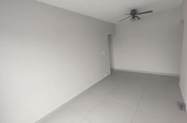 ALUGA APARTAMENTO CONTRY VILE CAMPINAS SP.