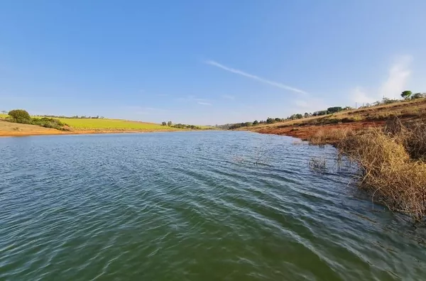 Chácara Venda Frente Represa de Furnas, Areado, MG.