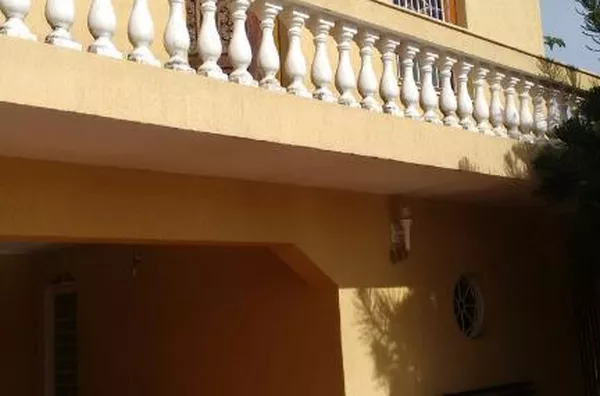 Casa com 3 dormitórios planejados sendo 1 suíte, banheiro social, sala de estar e jantar, garagem 4 carros .Jardim Nova Europa. - Foto 89
