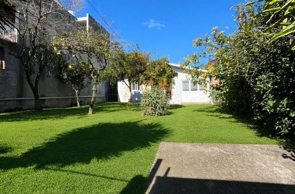 CASA PARA VENDA NO SEC XX CAXIAS DO SUL