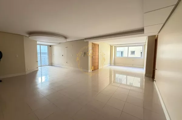 APARTAMENTO CENTRAL COM 3 DORMITÓRIOS