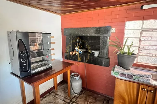 CASA À VENDA NO BAIRRO PIONEIRO