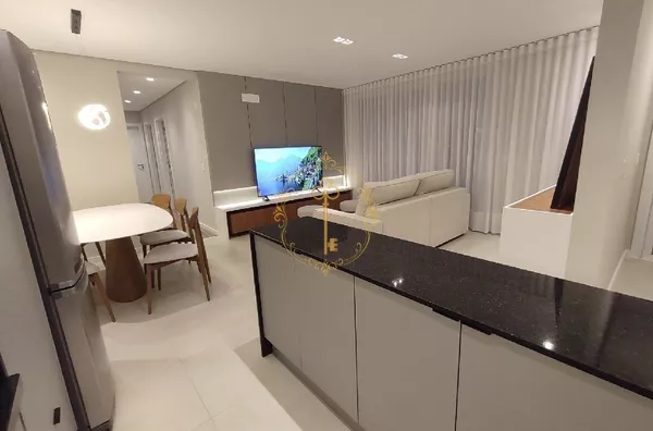 GRAND SOLARO RESIDENCE - SEMI MOBILADO 
