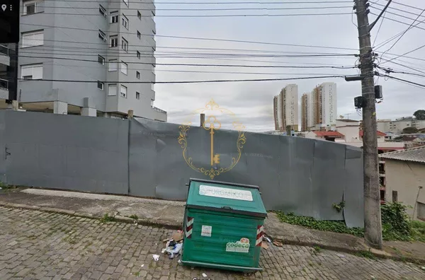 TERRENO NO CRISTO REDENTOR  