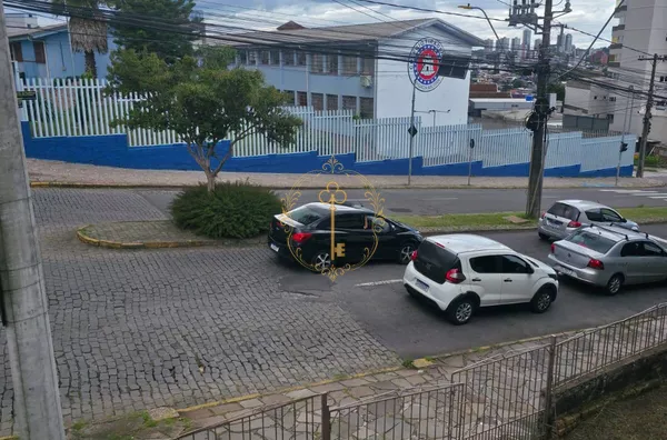 CASA PARA VENDA NO CINQUENTENÁRIO