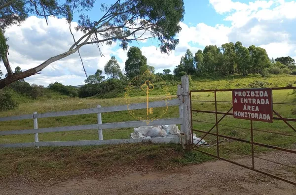 CRIUVA - ÁREA DE TERRA