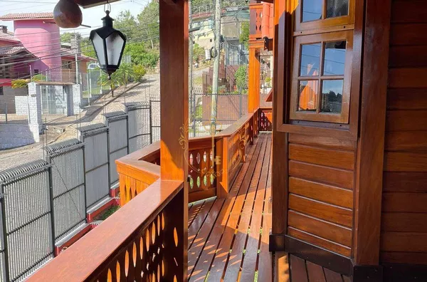 CASA PARA VENDA NO SALGADO FILHO