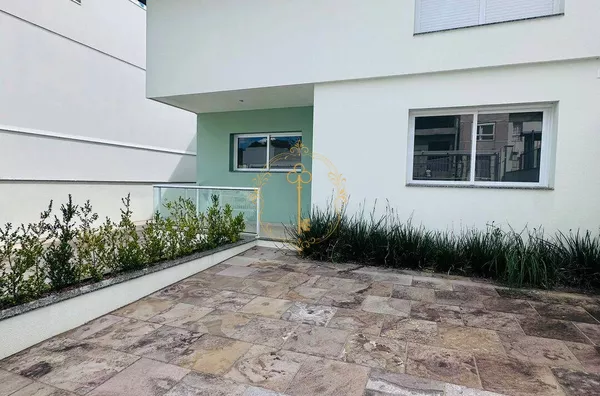 CASA NO RESIDENCIAL JARDIM VÊNETO III