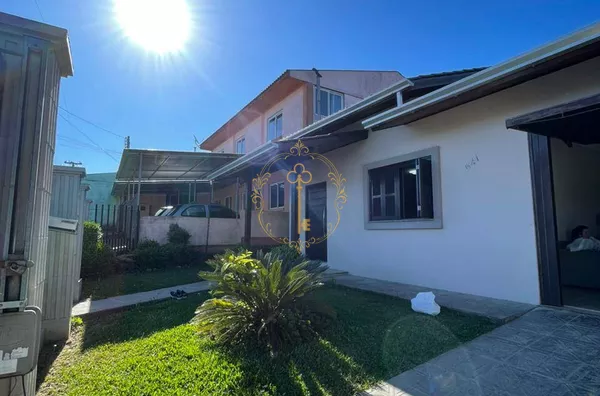 CASA EM FORQUETA