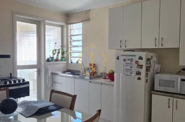 APARTAMENTO COM 3 DORMITÓRIOS