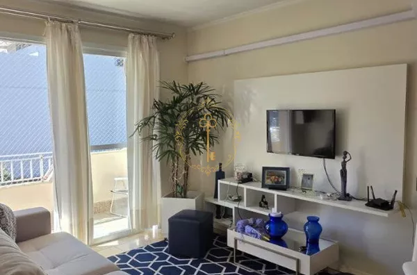 APARTAMENTO COM 3 DORMITÓRIOS