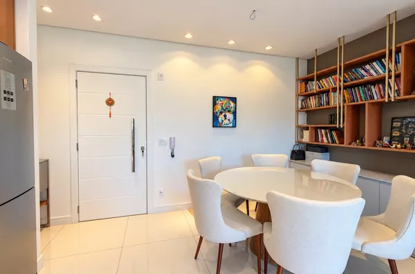 APARTAMENTO À VENDA EDIFÍCIO FLAMBOYANT