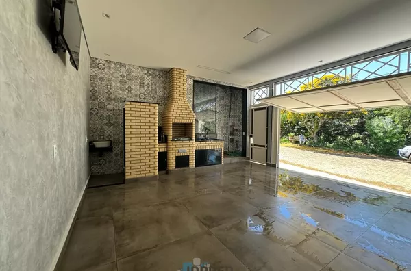 Impecável Casa de Alto Padrão em Joanópolis, SP – Um Refúgio com Vista Panorâmica das Montanhas