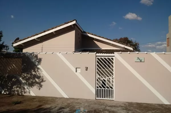 Casa Alvenaria em Residencial Hípica Jaguari, Bragança Paulista/SP