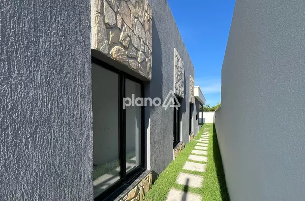 Casa Plana no Cidade Alpha, Terras 3, Eusébio